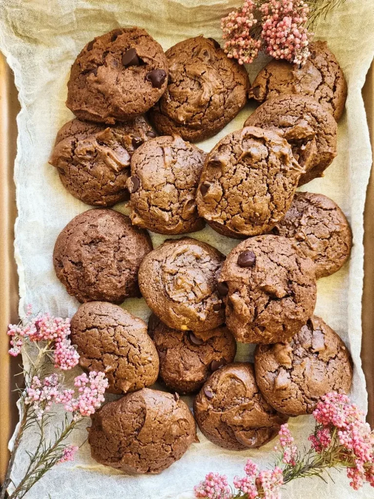 A tray of of chocolate peanut butter cookies